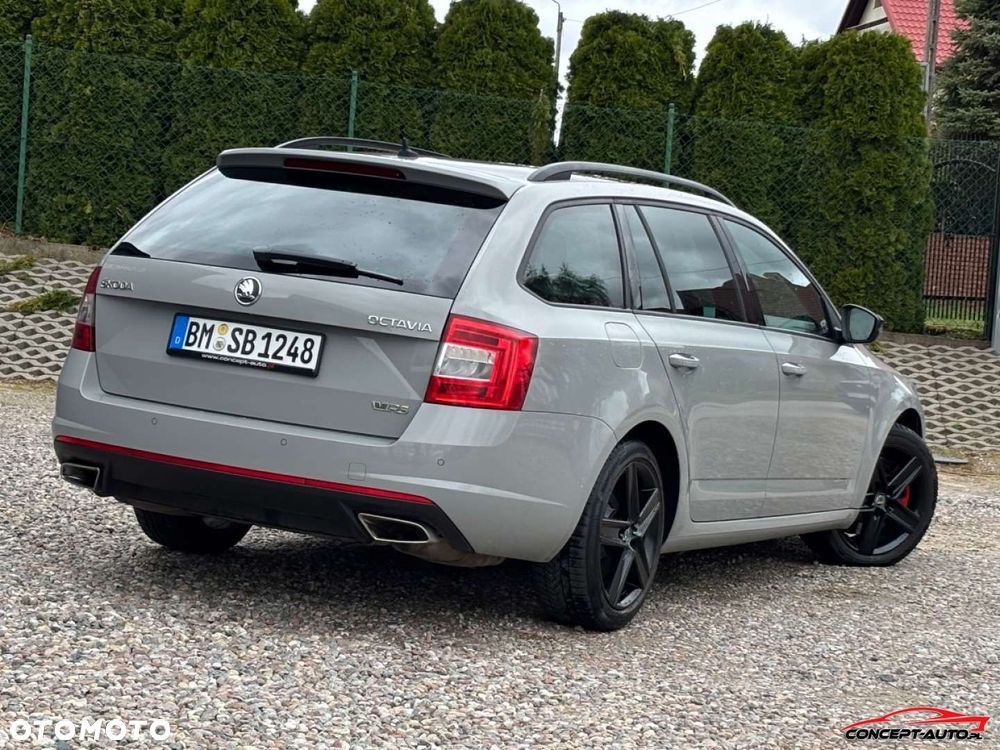 Skoda Octavia 2.0 TSI RS DSG - 10