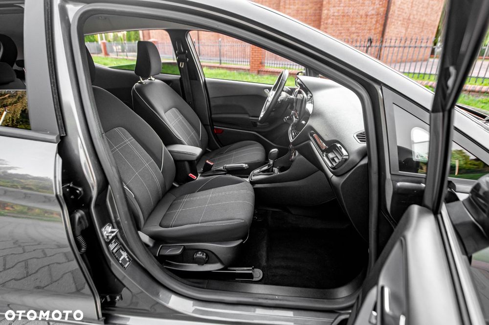 Ford Fiesta 1.0 EcoBoost S&S TITANIUM X - 37