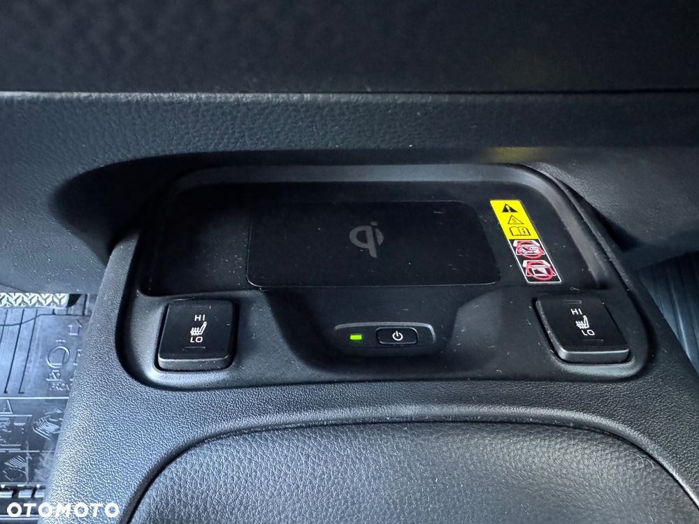 Toyota Corolla 1.8 Hybrid Comfort - 19