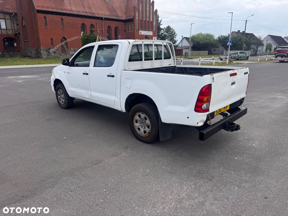 Toyota Hilux 3.0 D-4D Invincible - 5