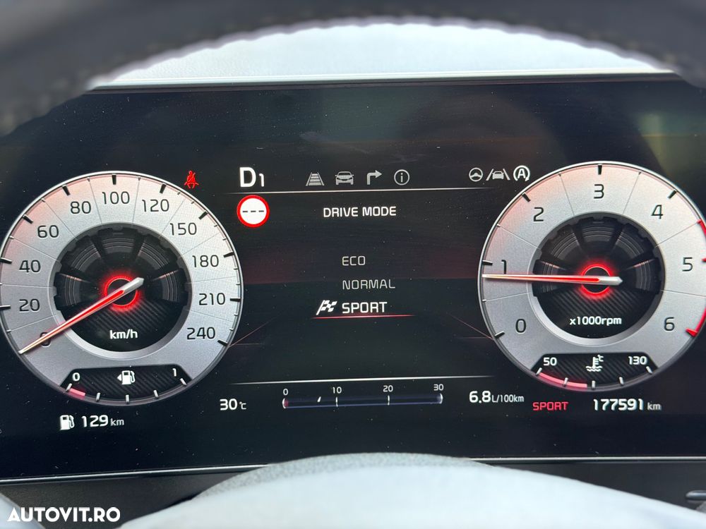 Kia Sportage 1.6 DSL MHEV 7DCT HP 4x2 Style - 32