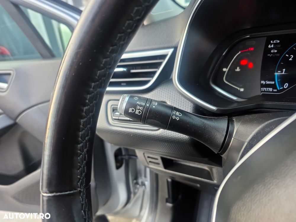 Renault Clio TCe 100 INTENS - 22