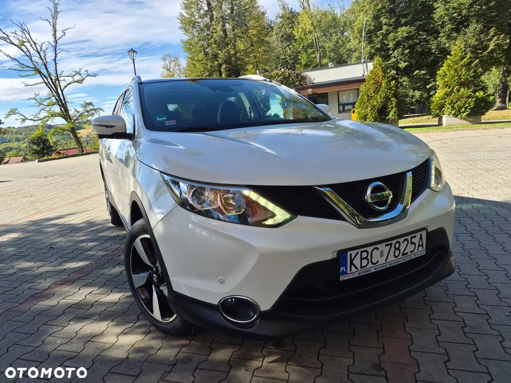 Nissan Qashqai 1.6 DIG-T 360 - 1