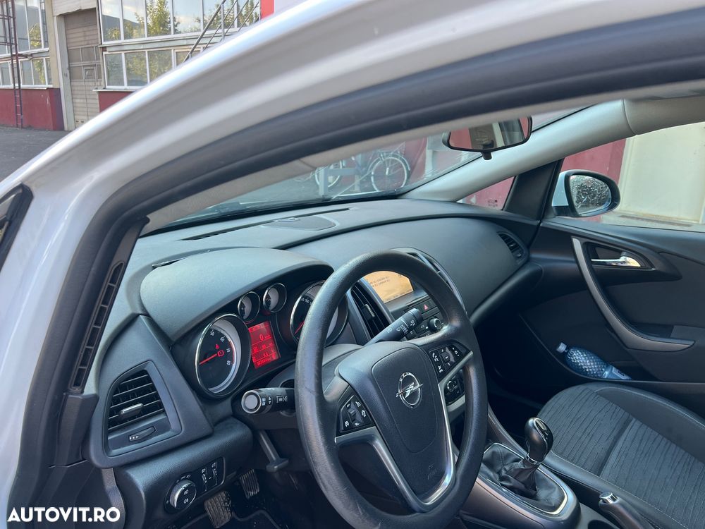Opel Astra 1.4 Turbo ECOTEC Enjoy - 5