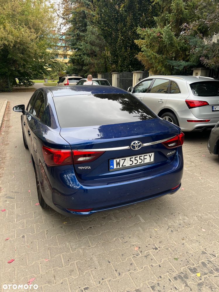 Toyota Avensis 1.8 Prestige MS - 13
