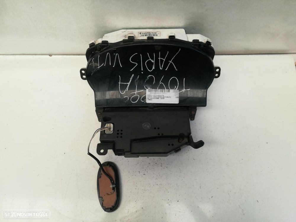 QUADRANTE TOYOTA YARIS VERSO NCP2NLP2 - 1