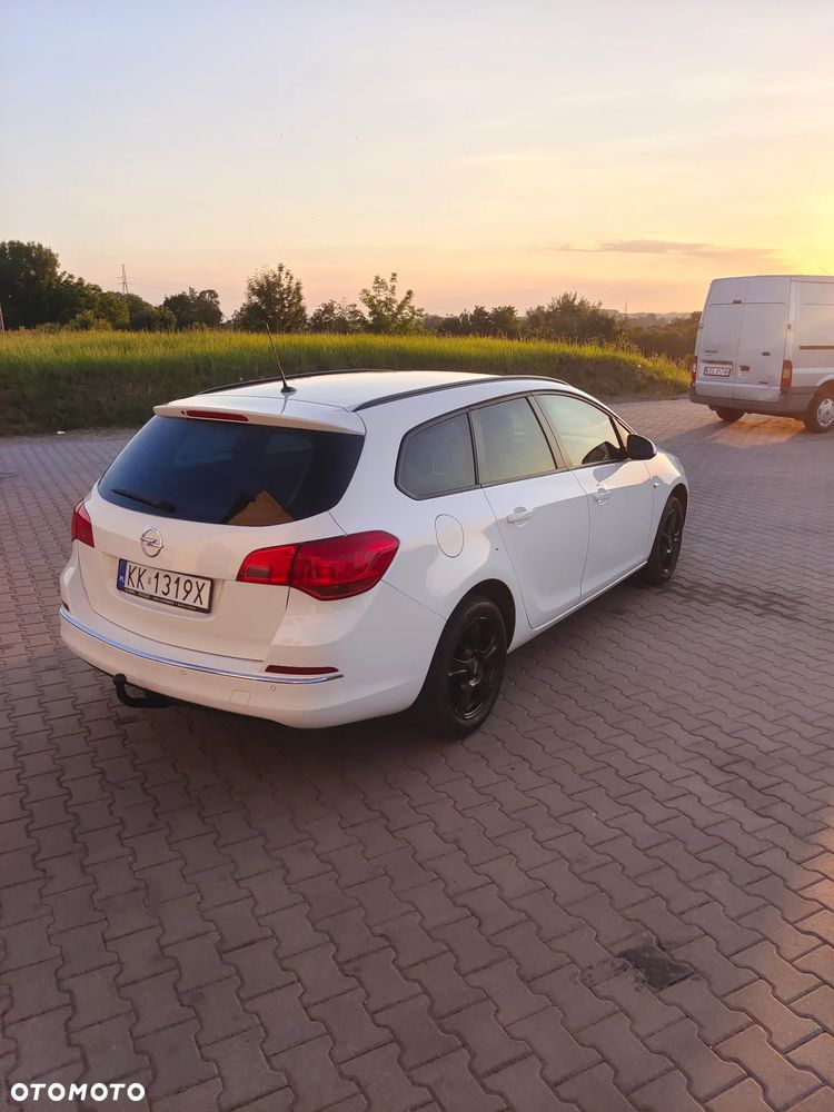 Opel Astra 1.4 T Cosmo EU6 - 6