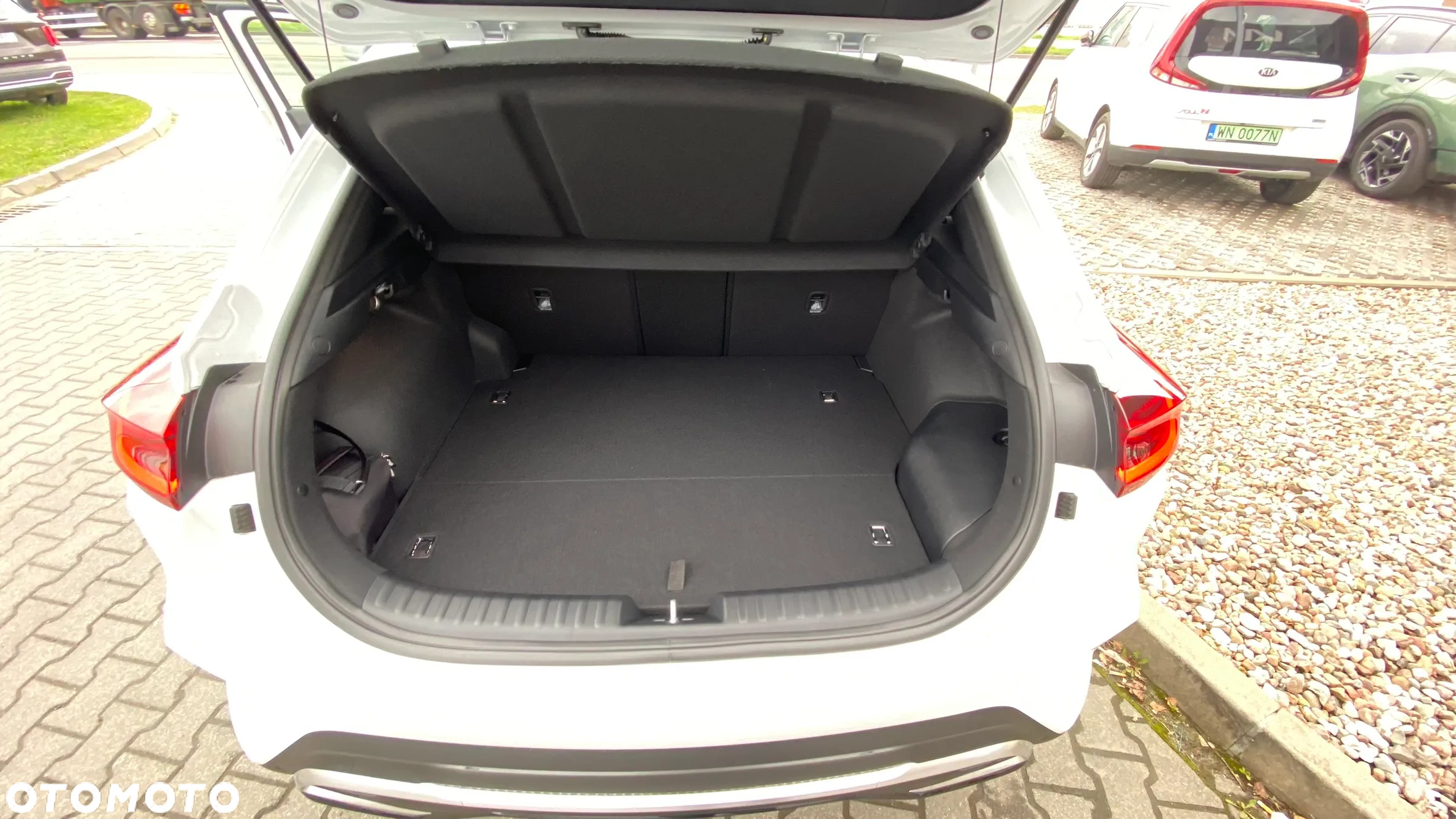 Kia XCeed - 10