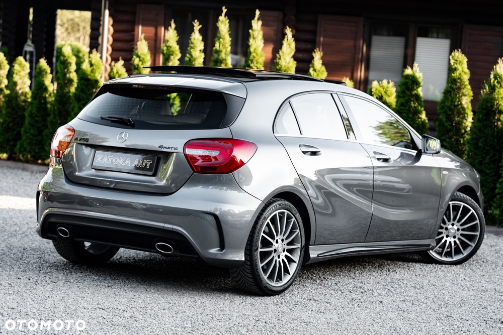 Mercedes-Benz Klasa A 250 4Matic 7G-DCT AMG Line - 15