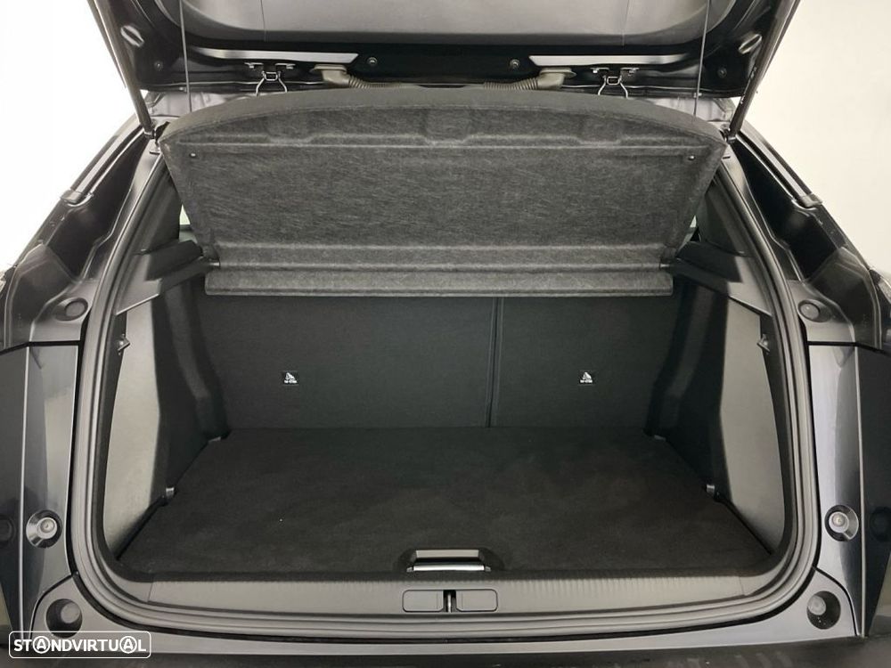 Peugeot 2008 1.2 PureTech GT EAT8 - 13