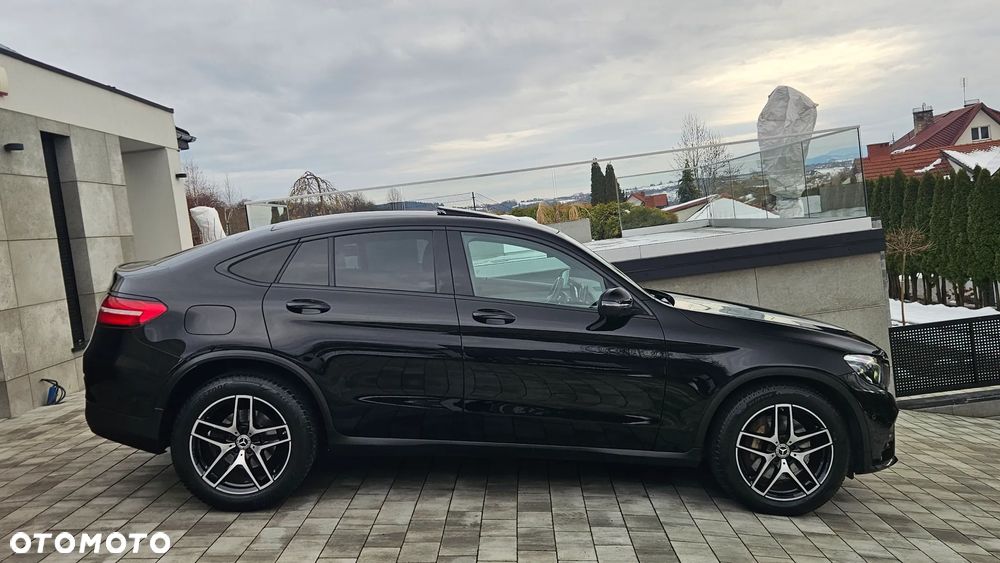 Mercedes-Benz GLC 250 4Matic 9G-TRONIC AMG Line - 4