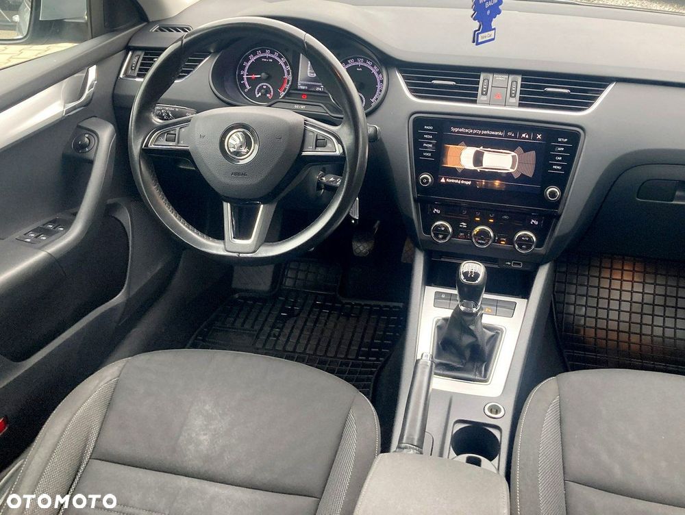 Skoda Octavia 1.6 TDI Ambition - 10