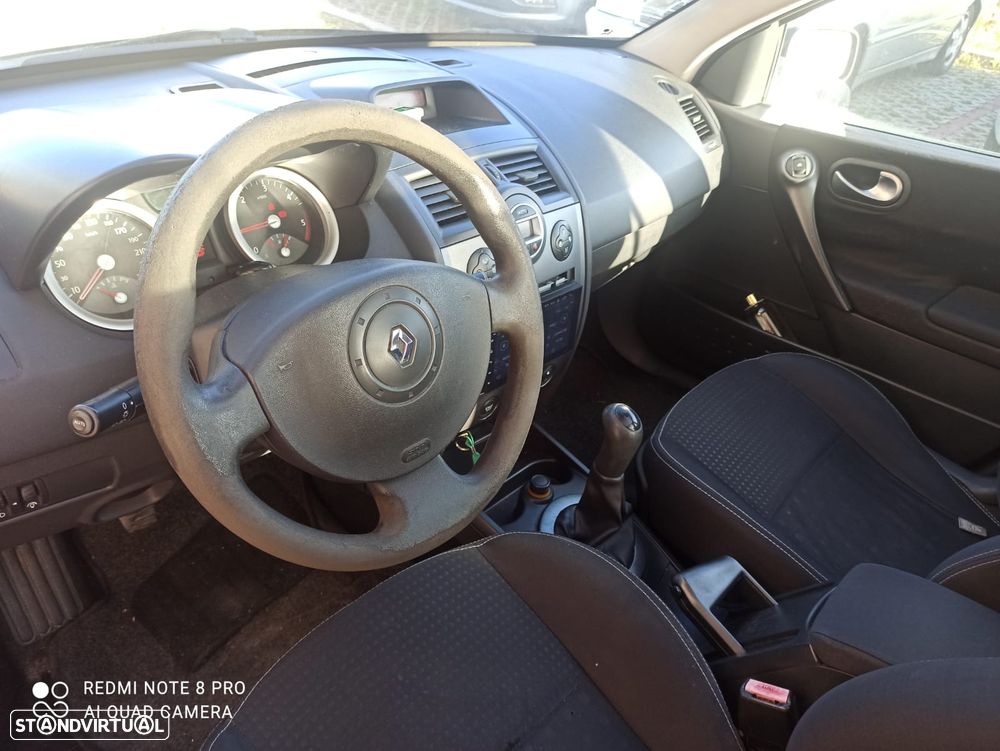 Renault Mégane 1.5 dCi Confort Expression - 10