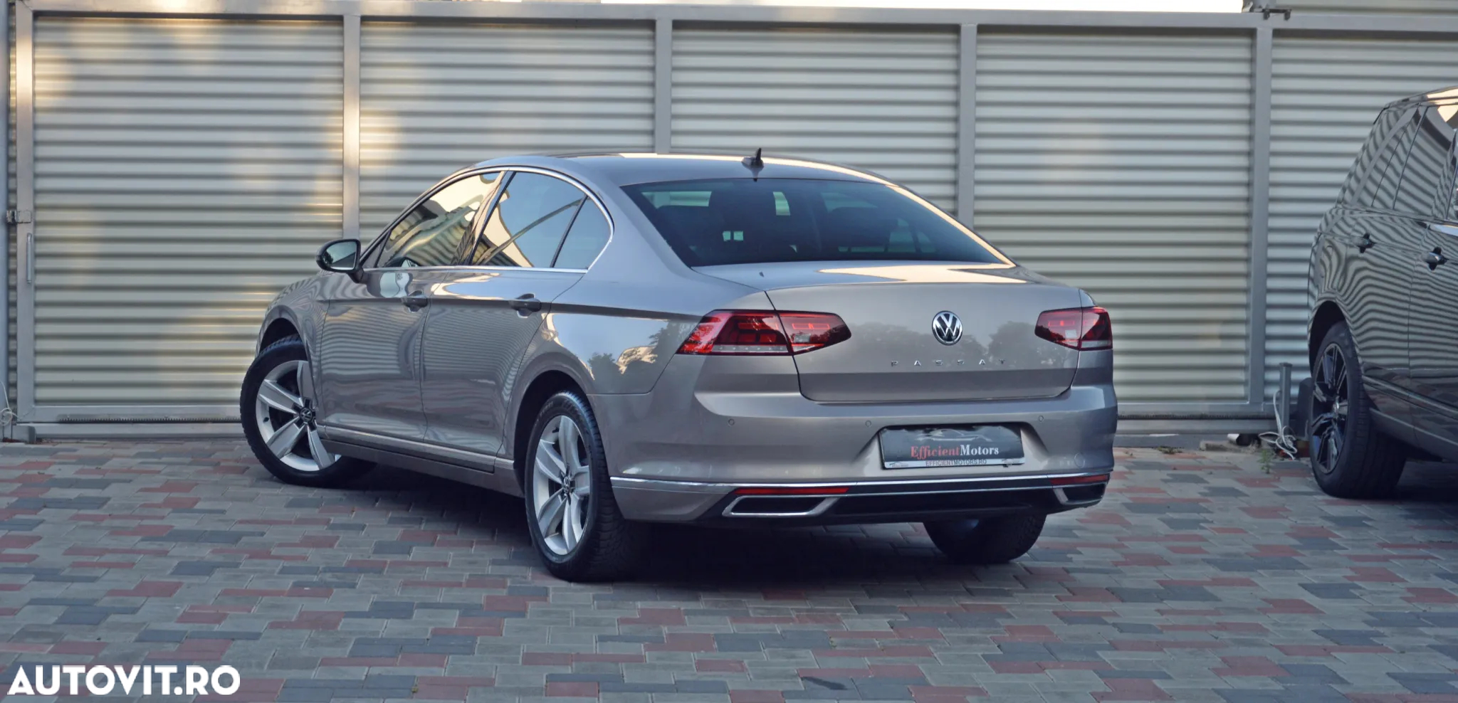 Volkswagen Passat 2.0 TDI DSG Highline - 5