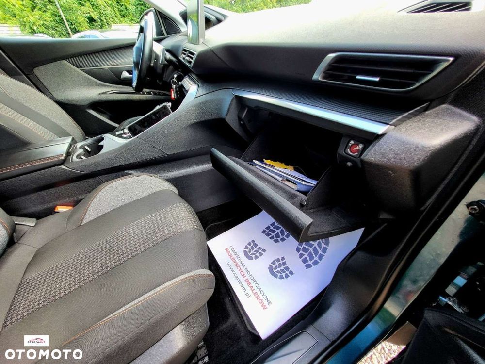Peugeot 5008 - 27