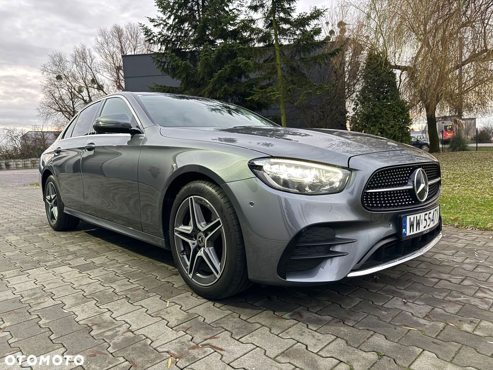 Mercedes-Benz Klasa E 220 d 4Matic 9G-TRONIC AMG Line - 40