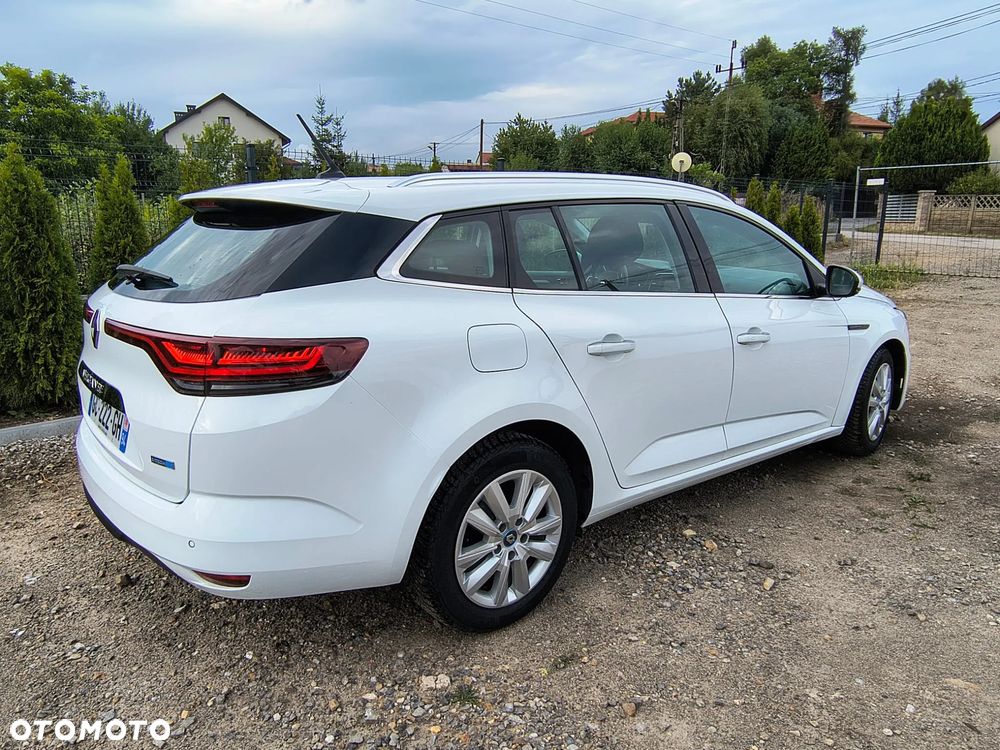 Renault Megane 1.6 E-TECH Plug-In Techno - 7