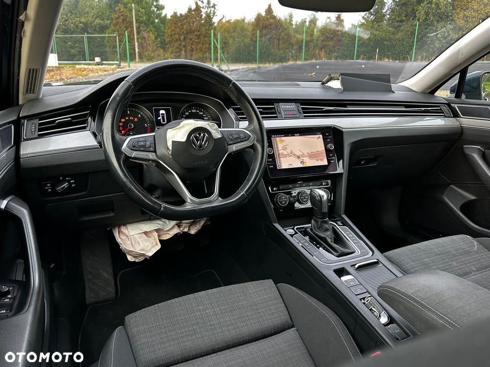 Volkswagen Passat ver-variant-1-6-tdi-scr-dsg-comfortline - 20