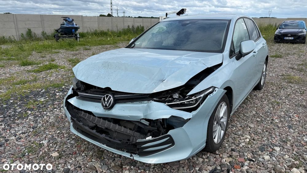 Volkswagen Golf 1.5 TSI Special Edition - 1
