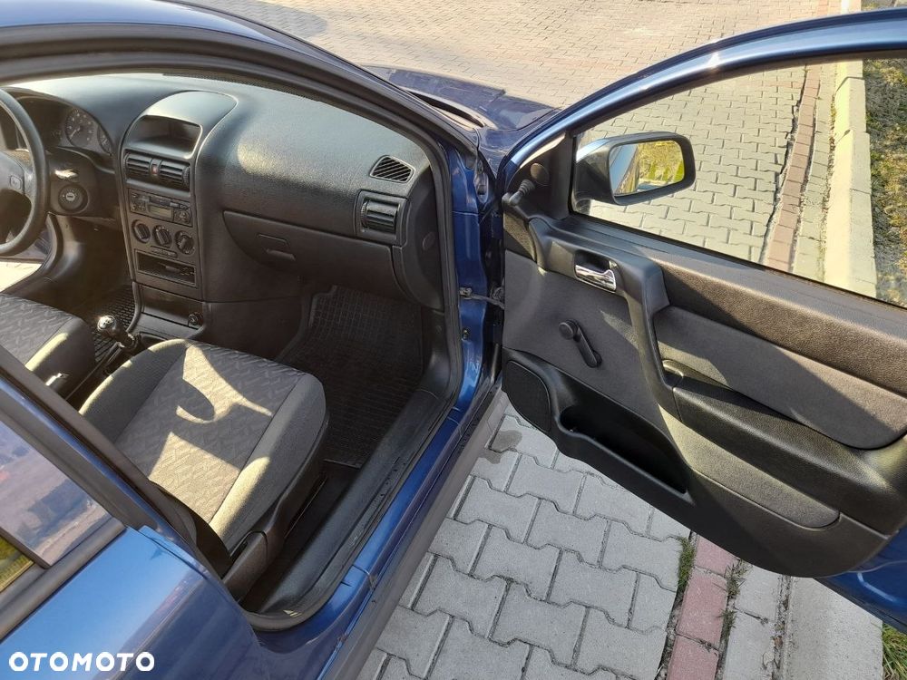 Opel Astra - 28