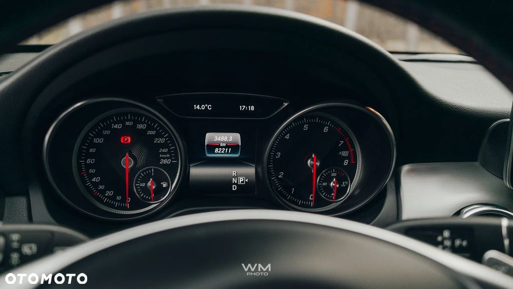 Mercedes-Benz GLA 200 7G-DCT AMG Line - 10