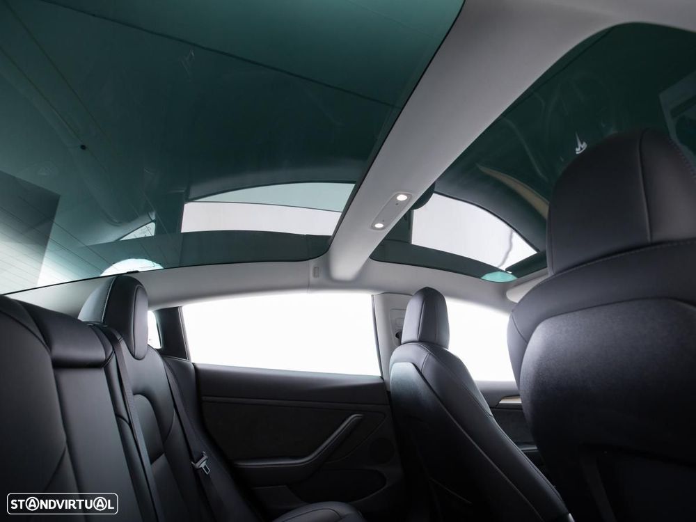 Tesla Model 3 Standard Range Plus RWD - 14