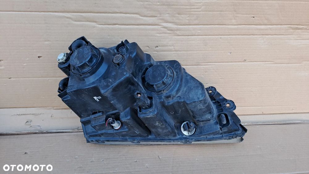 KIA SORENTO 2002-09 PRAWA LEWA LAMPA USA - 9