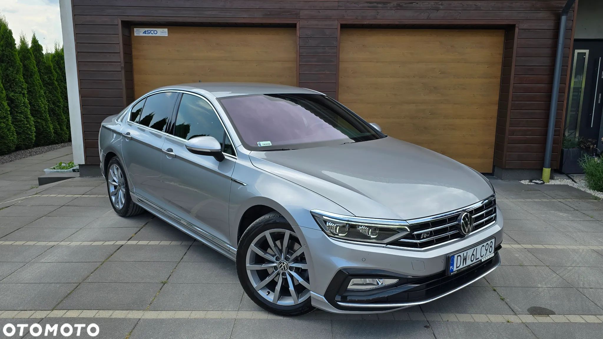 Volkswagen Passat 1.5 TSI EVO Elegance DSG - 1