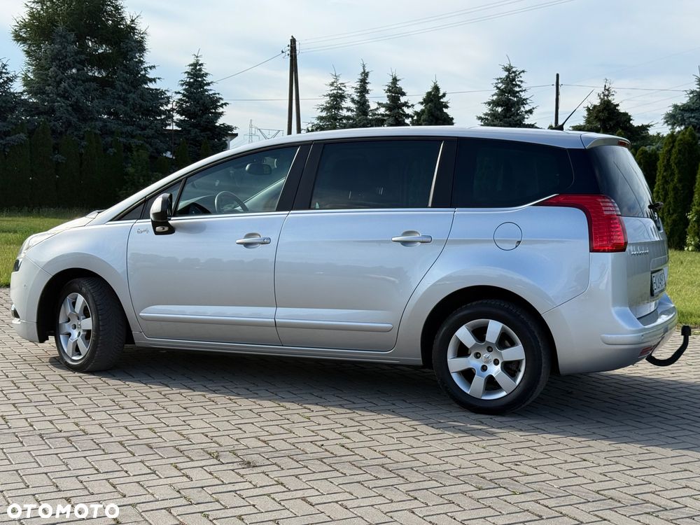 Peugeot 5008 - 5