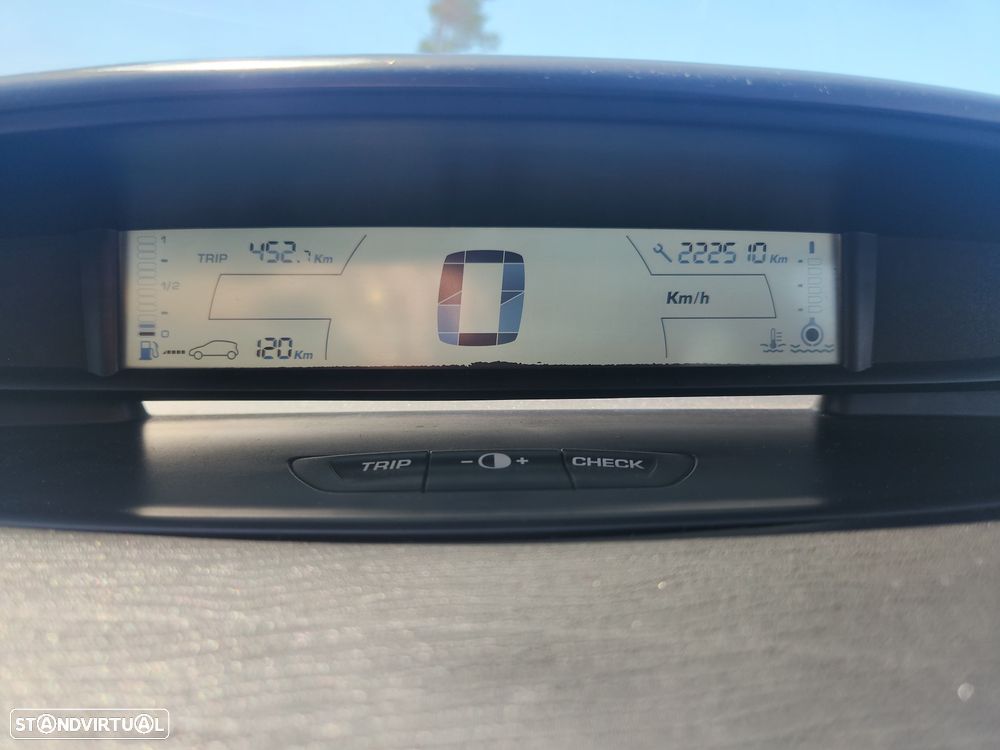 Citroën C4 1.6 HDi 110 SX - 7