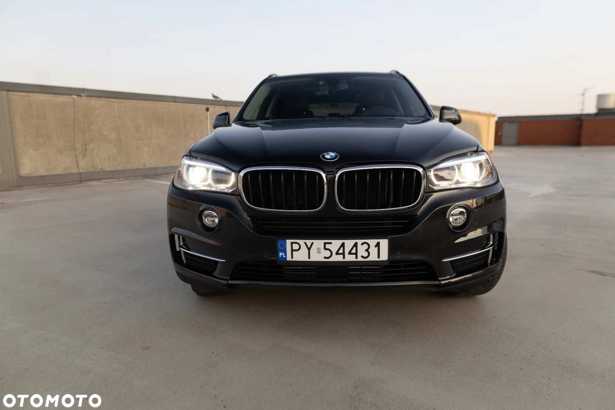 BMW X5 xDrive35i Sport-Aut - 8