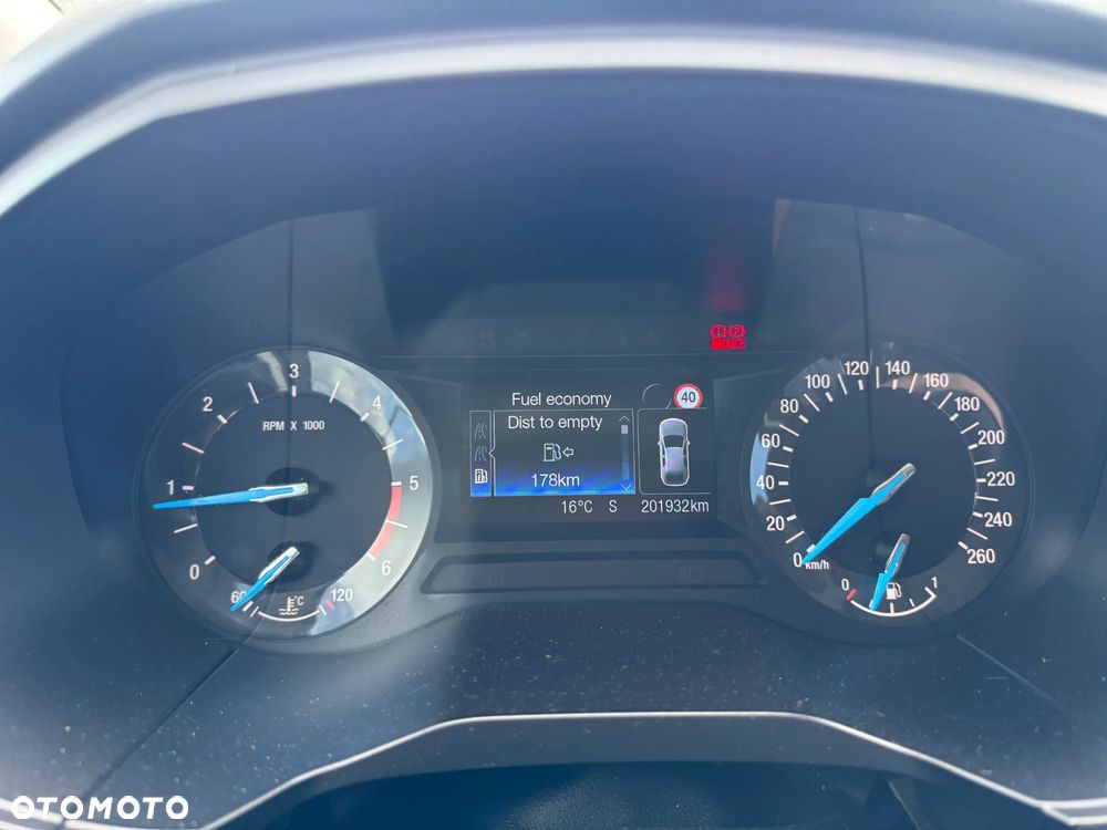 Ford S-Max - 19