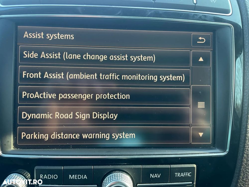 Volkswagen Touareg - 20