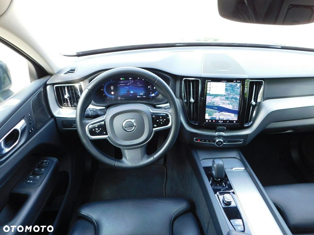 Volvo XC 60 B4 D Plus Bright - 21