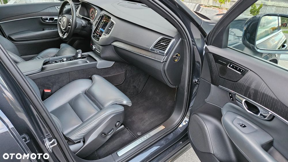 Volvo XC 90 B5 D AWD Momentum Pro 7os - 11