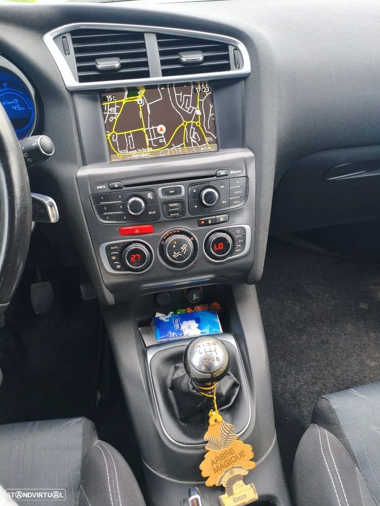 Citroën C4 HDi 90 Tendance - 13