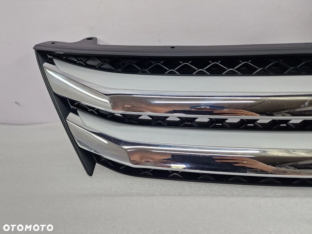 MITSUBISHI ELLIPSE CROSS 17- ATRAPA / GRILL PRZEDNI PRZÓD , NR 7450B072 / 7450B048 / 7450A402 , NR AUKCJI GR353 - 3