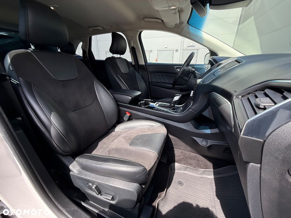 Ford Edge 2.0 TDCi Bi-Turbo 4x4 ST-LINE - 40