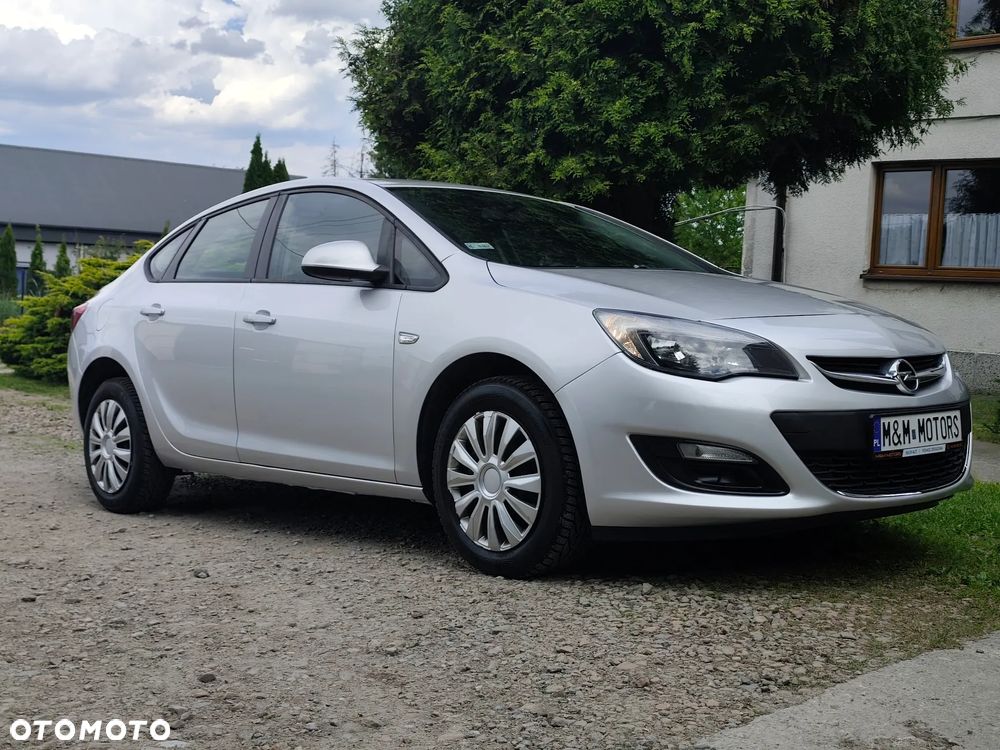 Opel Astra 1.6 Active EU6 - 2