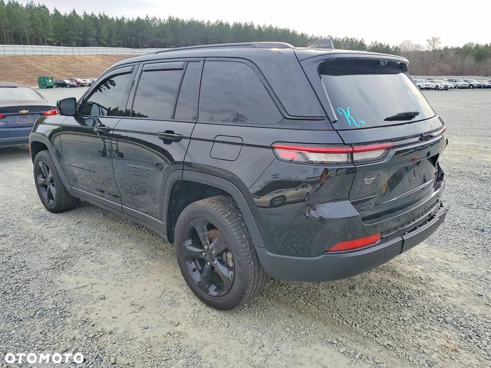 Jeep Grand Cherokee - 4