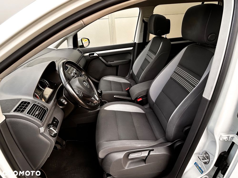 Volkswagen Touran 1.6 TDI DPF Highline - 27