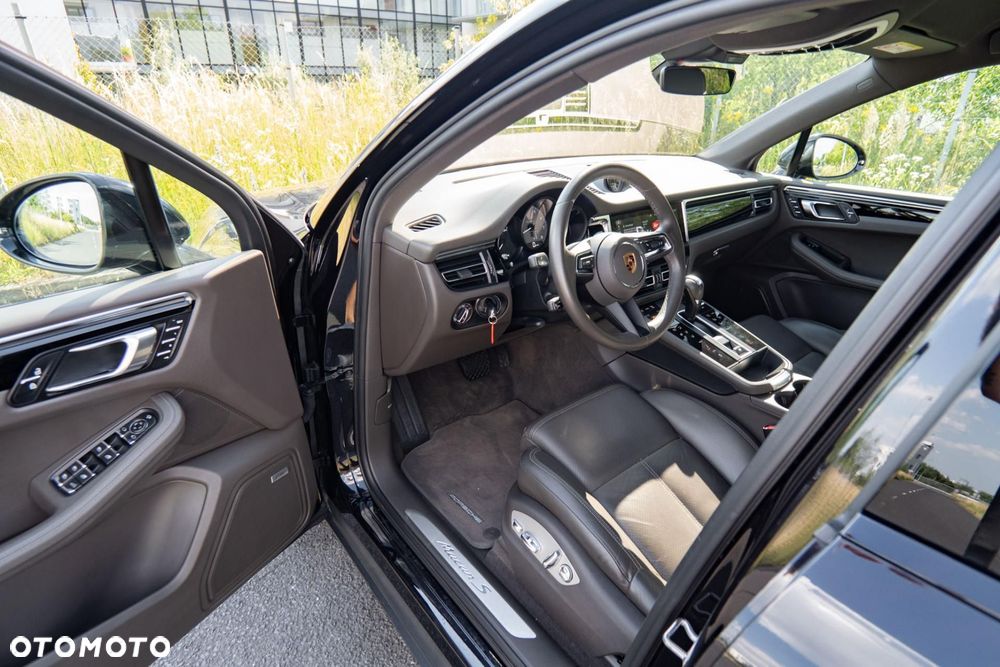 Porsche Macan S - 10
