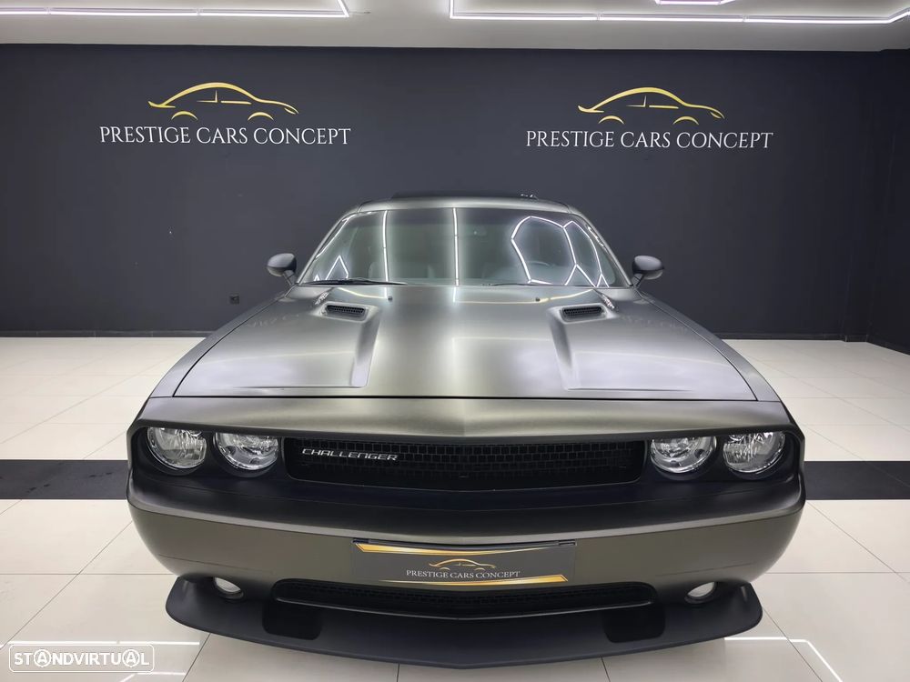 Dodge Challenger Auto SXT Plus - 8