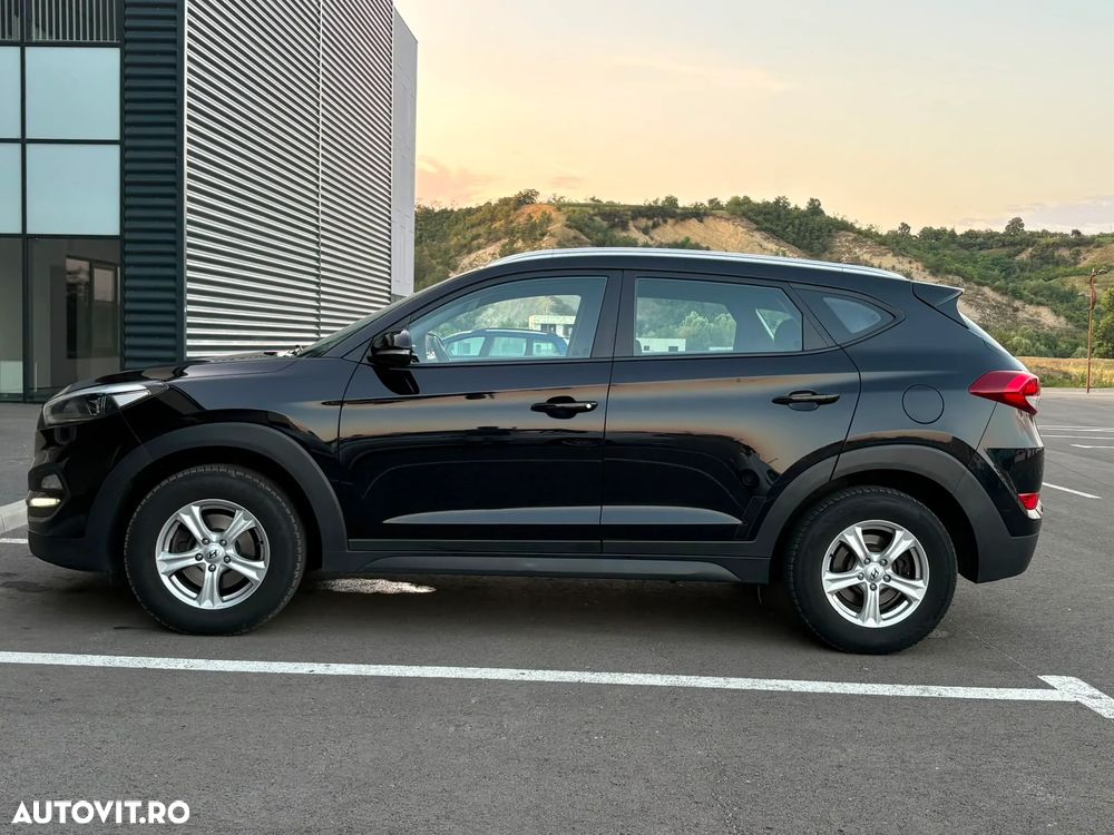 Hyundai Tucson blue 1.7 CRDi 2WD Style - 15