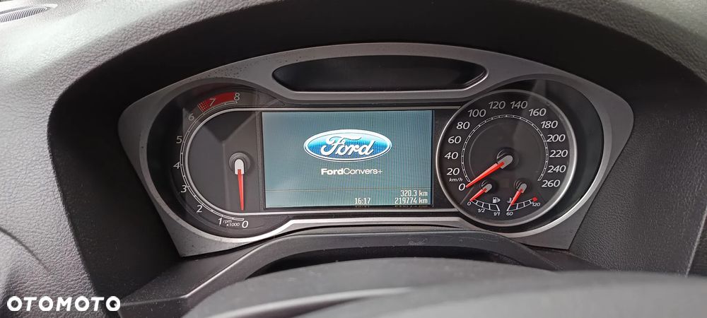 Ford Galaxy 2.0 Ghia - 10