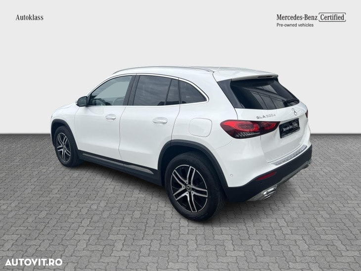 Mercedes-Benz GLA - 6