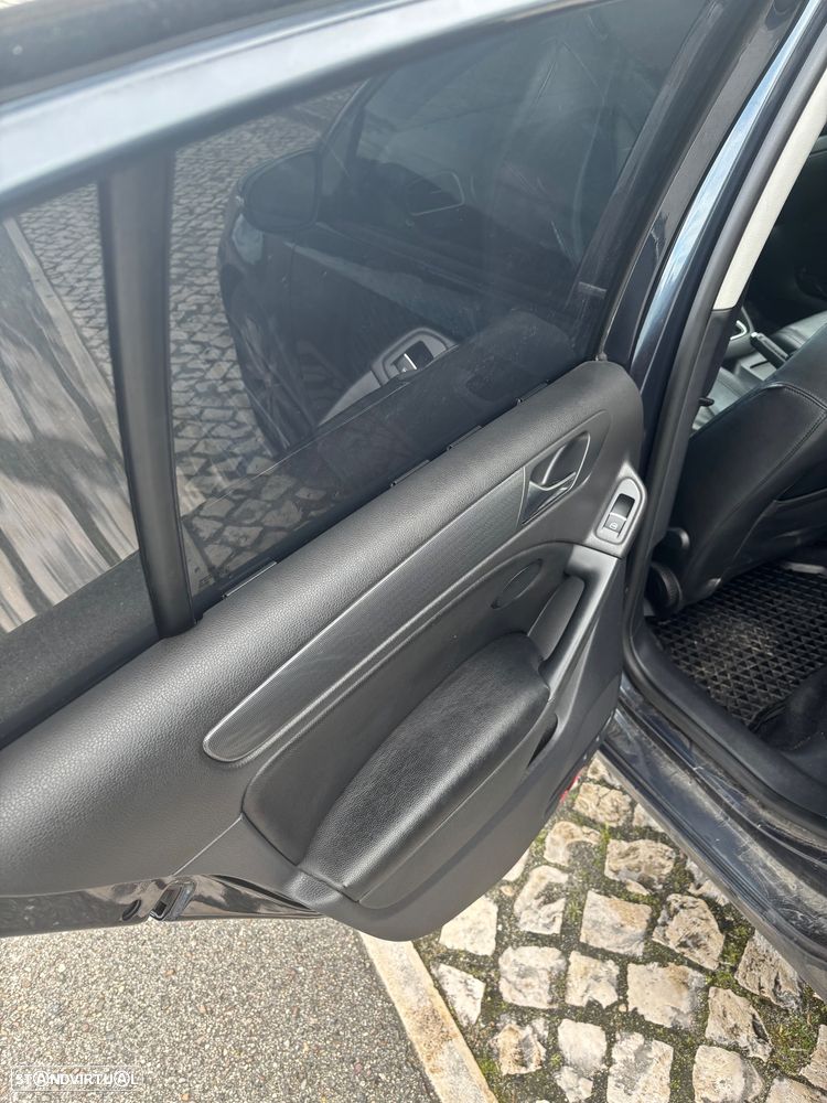 VW Golf 1.6 TDi Style - 11