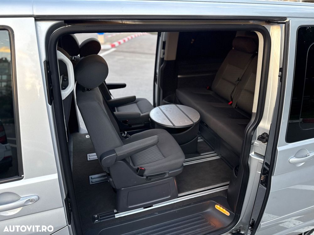 Volkswagen Multivan - 11