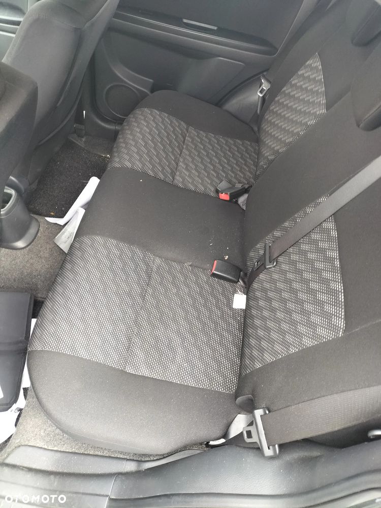 SUZUKI SX4 1.6 VVT 107KM ZY4 ZDERZAK PRZÓD KOMPLETNY KLAPA DRZWI PRAWY LEWE TYŁ PRZÓD MASKA BŁOTNIK LAMPA PAS PRZEDNI SZYBA LUSTERKO SILNIK SKRZYNIA CAŁY NA CZĘŚCI - 9