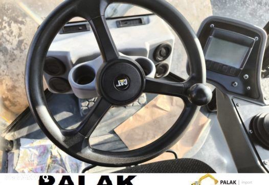 Caterpillar Walec drogowy  CAT CS 64 B , METAL-GUMA  ,2018 rok - 12